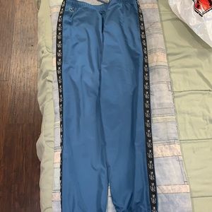 Men’s Lacoste zip track pants size Medium